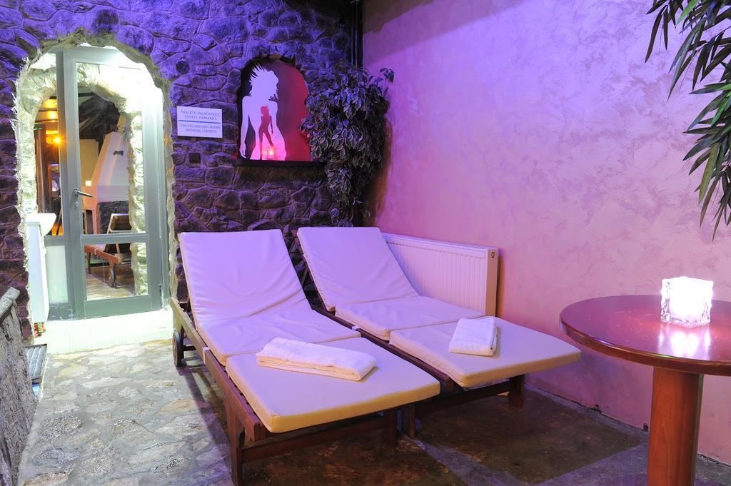 Klub Satelit Zlatibor Bed and Breakfast Buitenkant foto
