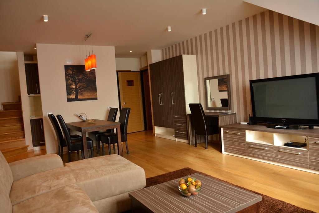 Klub Satelit Zlatibor Bed and Breakfast Buitenkant foto