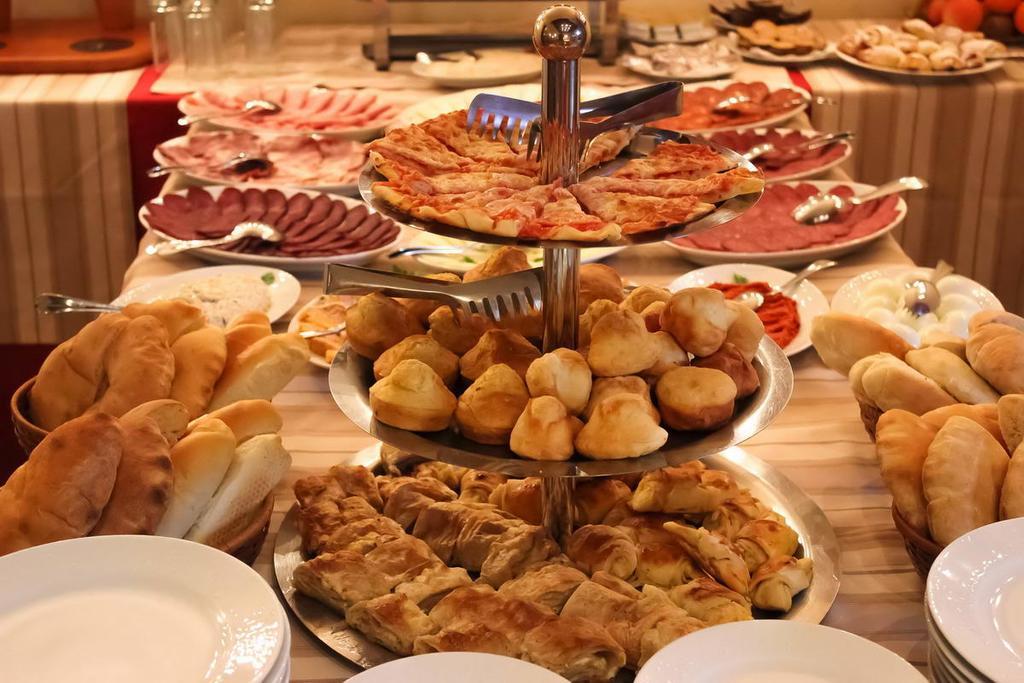 Klub Satelit Zlatibor Bed and Breakfast Buitenkant foto