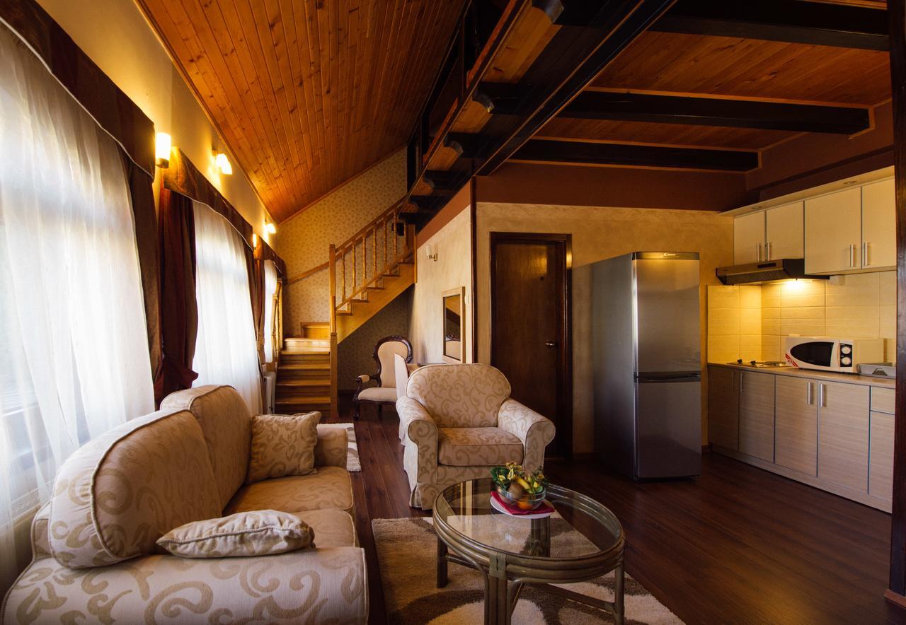 Klub Satelit Zlatibor Bed and Breakfast Buitenkant foto